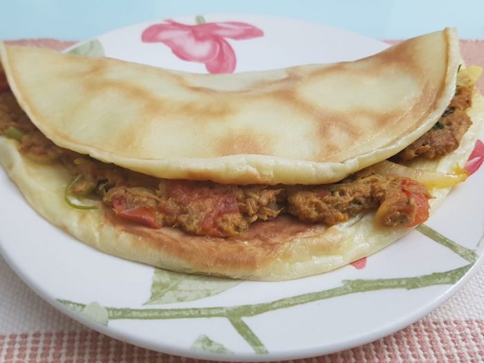 Crepioca de atum ralado